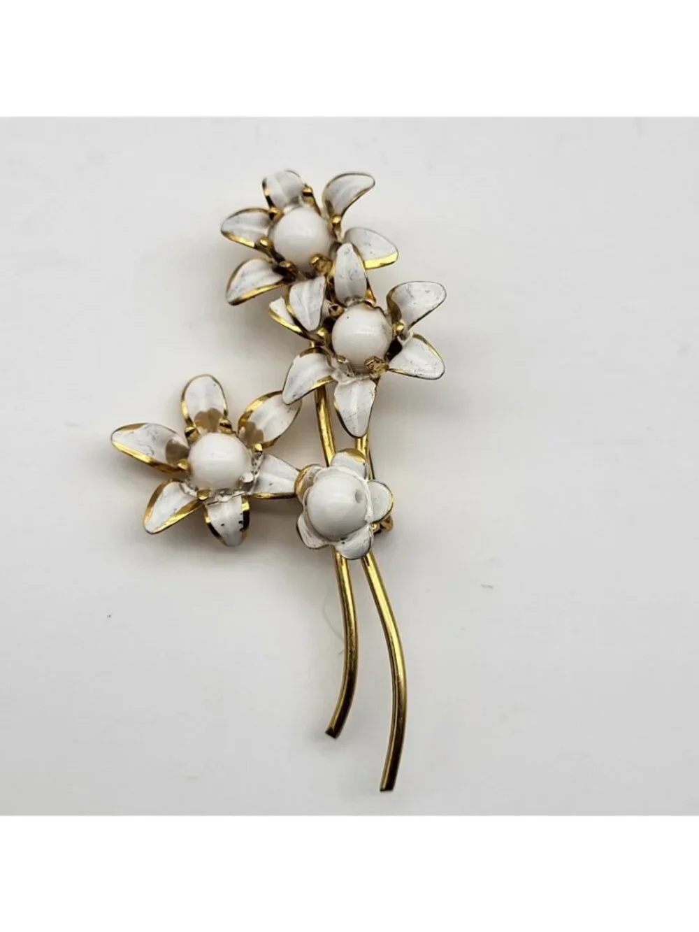 Vintage Austria Signed white flower brooch pin corsage bouquet